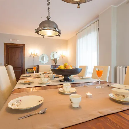 Locazione Turistica Papillon Villa