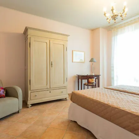 Locazione Turistica Papillon Castel Rigone