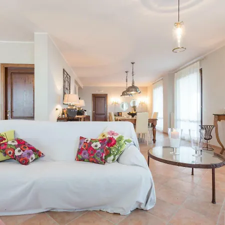 Locazione Turistica Papillon * Castel Rigone